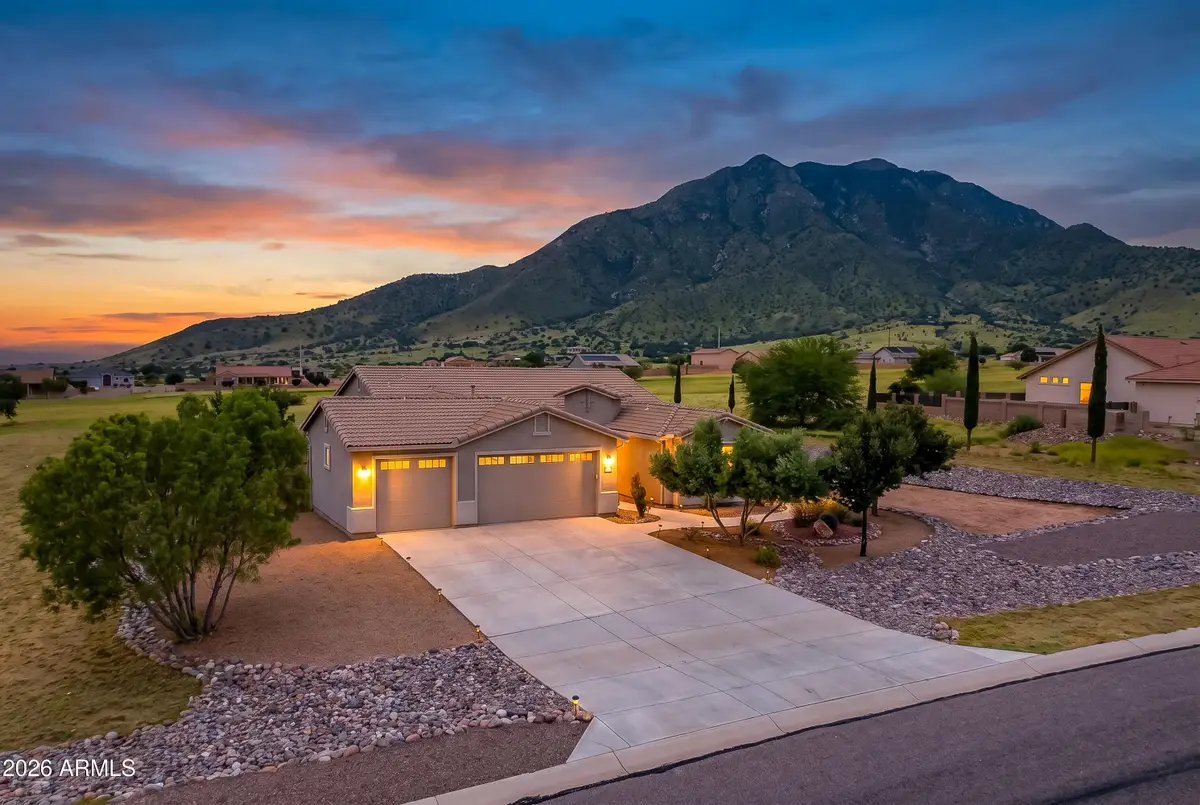 6577 E Saddlehorn Circle, Hereford, AZ 85615 - #1
