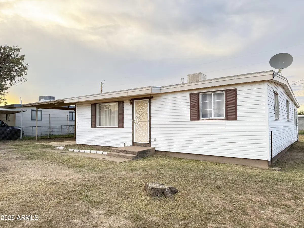 123 E Apache Street, Huachuca City, AZ 85616 - #1