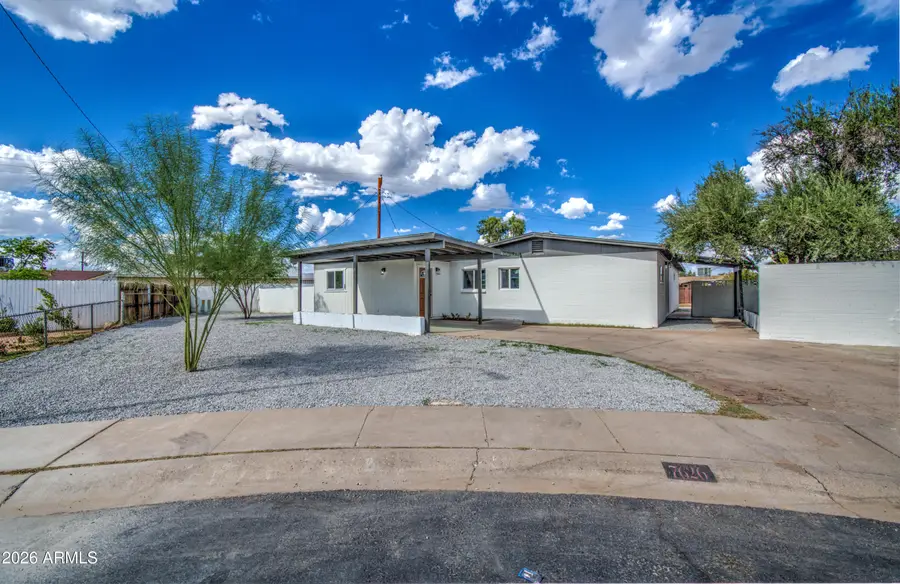 7626 W Sheila Lane, Phoenix, AZ 85033 - #2