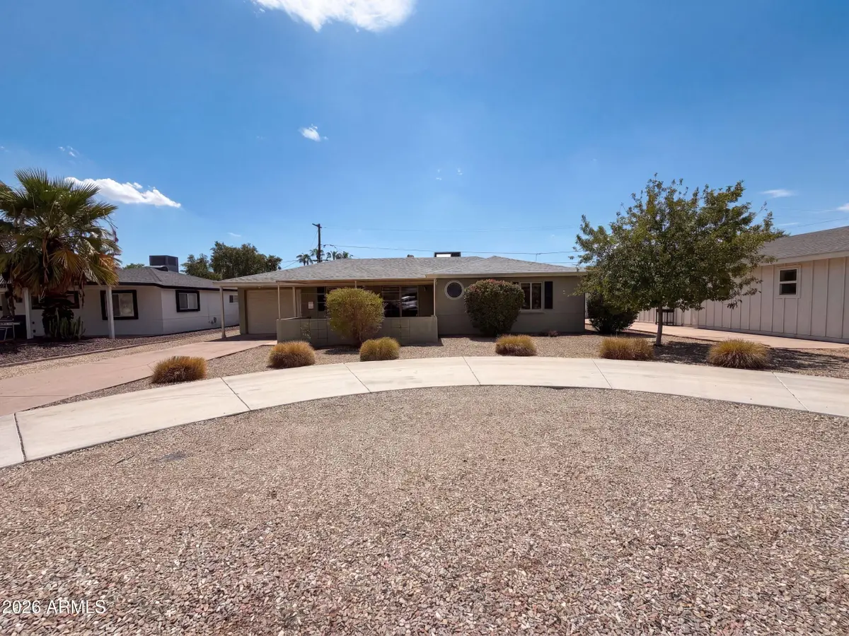 909 W Missouri Avenue, Phoenix, AZ 85013 - #1