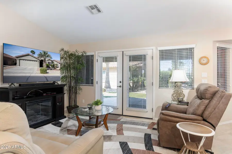 121 S Agua Fria Lane, Casa Grande, AZ 85194 - #2