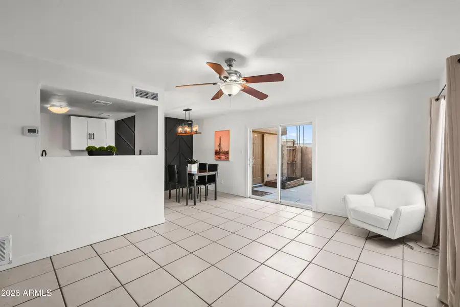4627 E Southgate Avenue, Phoenix, AZ 85040 - #2