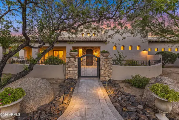 7621 E Dixileta Drive, Scottsdale, AZ 85266