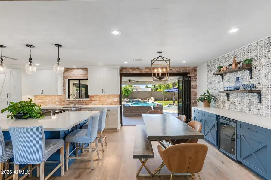3229 E Montecito Avenue, Phoenix, AZ 85018 - #3