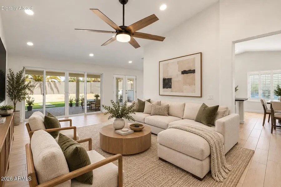 354 W Amoroso Drive, Gilbert, AZ 85233 - #2
