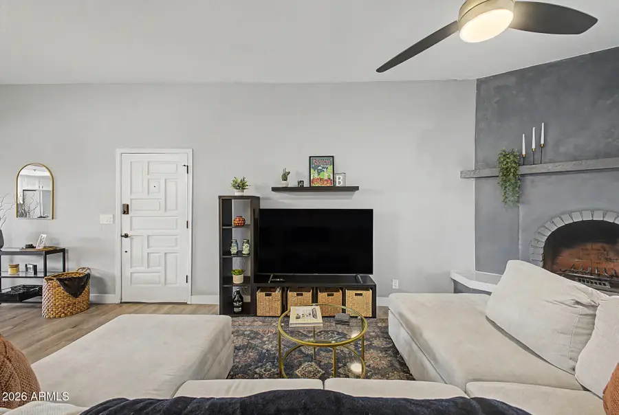 3031 N Civic Center Plaza #302, Scottsdale, AZ 85251 - #2