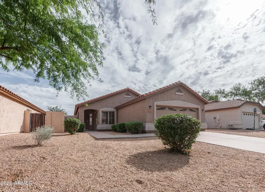 1239 W Breckenridge Avenue, Gilbert, AZ 85233 - #2