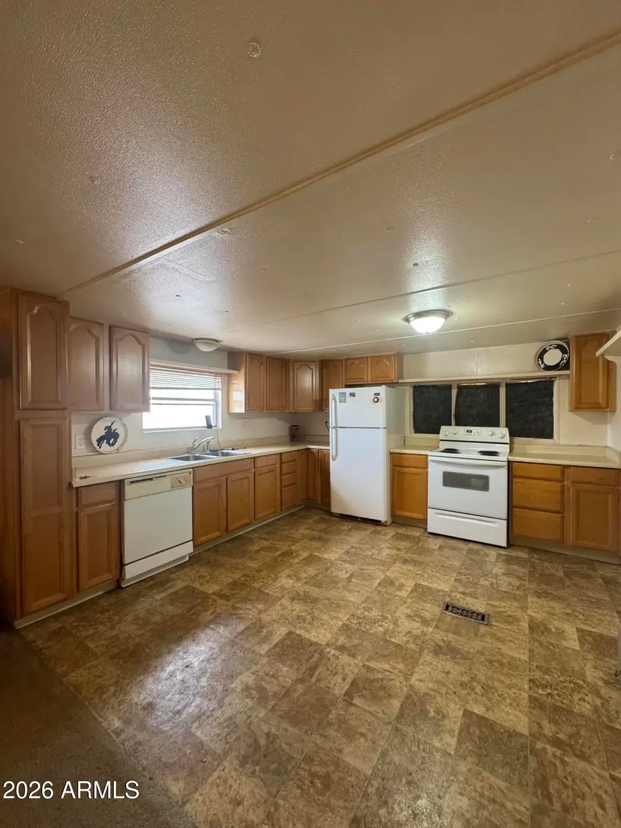 686 N Ocotillo Drive #3, Apache Junction, AZ 85120 - #3