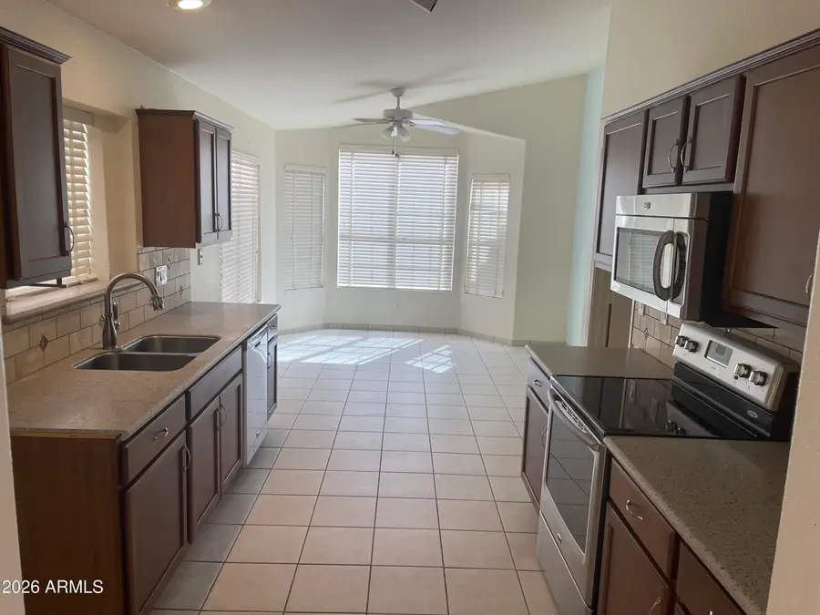 2360 S Apache Drive, Chandler, AZ 85286 - #2