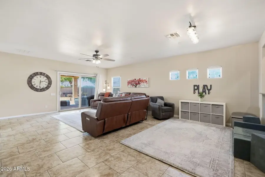 4610 S Hassett Circle, Mesa, AZ 85212 - #3
