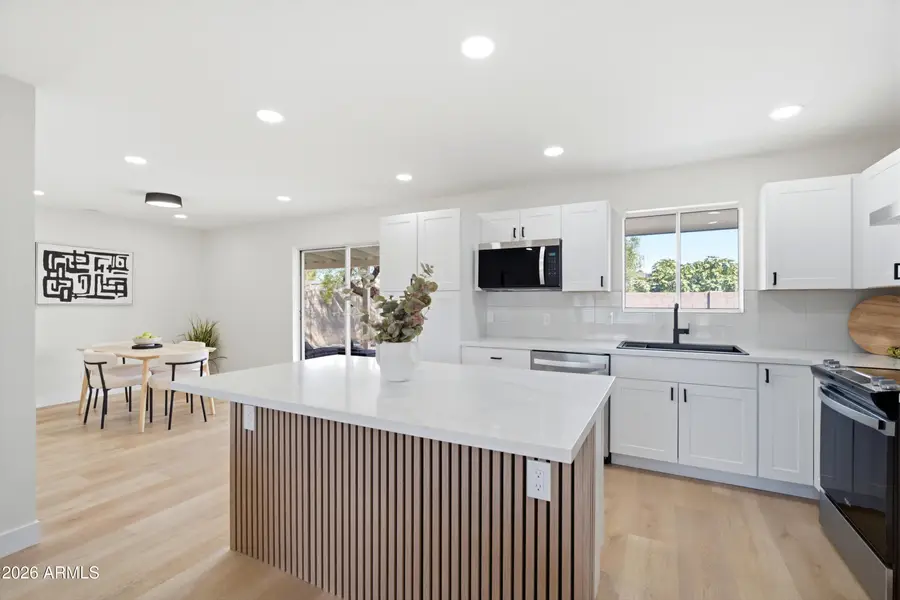2302 E Nisbet Road, Phoenix, AZ 85022 - #3