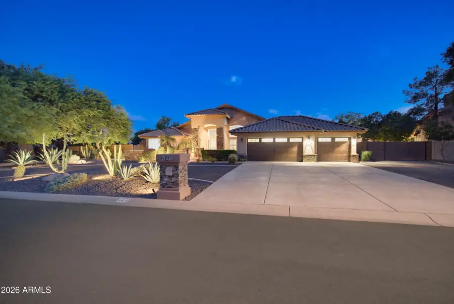 4613 W Desert Hollow Drive, Phoenix, AZ 85083 - #2