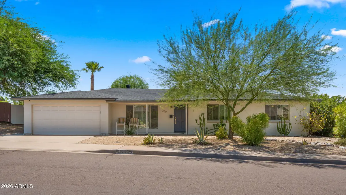 2255 E Piestewa Peak Drive, Phoenix, AZ 85016 - #1