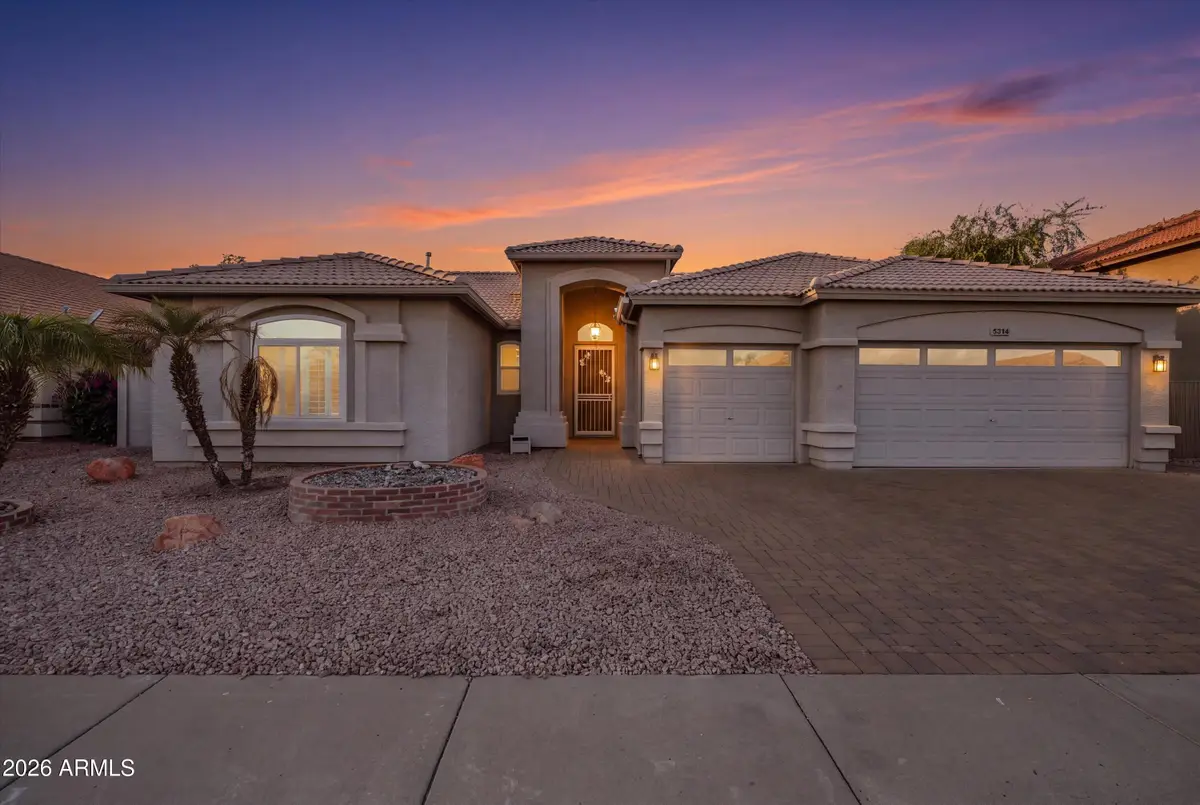 5546 W Lone Cactus Drive, Glendale, AZ 85308 - #1