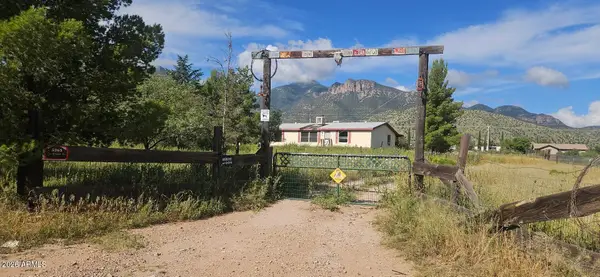 5263 E Case Y Comb Lane, Hereford, AZ 85615