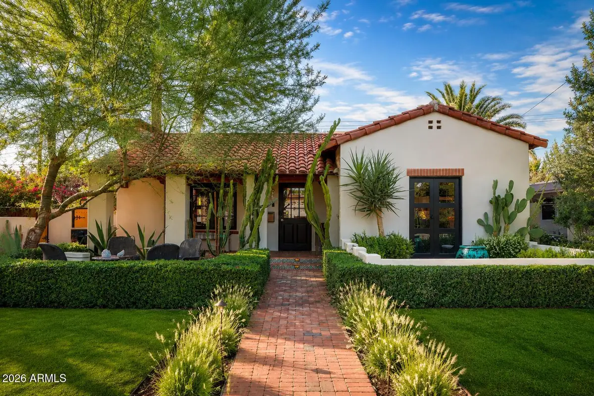 61 W Wilshire Drive, Phoenix, AZ 85003 - #1