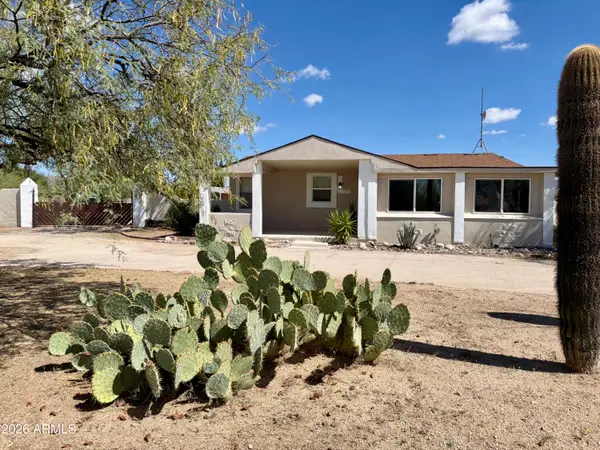 23895 W Cannon Drive, Congress, AZ 85332