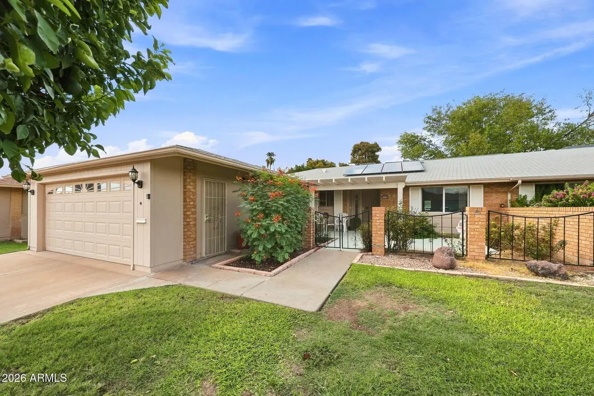 10208 W Mountain View Road, Sun City, AZ 85351 - #1