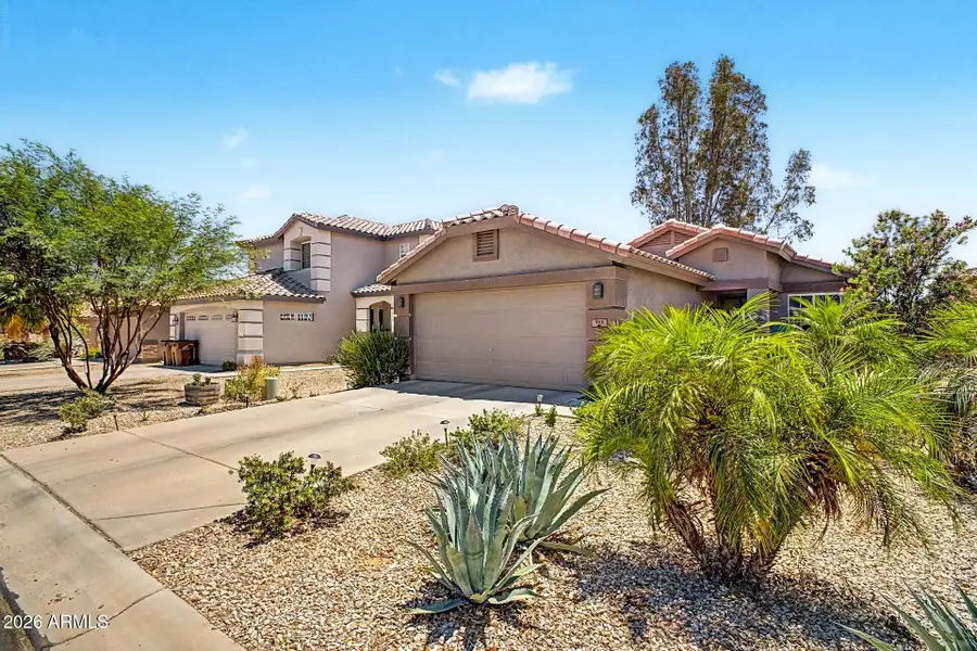 985 E Stardust Way, San Tan Valley, AZ 85143 - #3