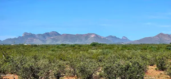 - E Lincoln Road, Huachuca City, AZ 85616