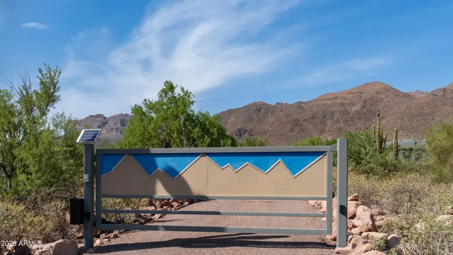 2421 S Rainbows End --, Gold Canyon, AZ 85118 - #2