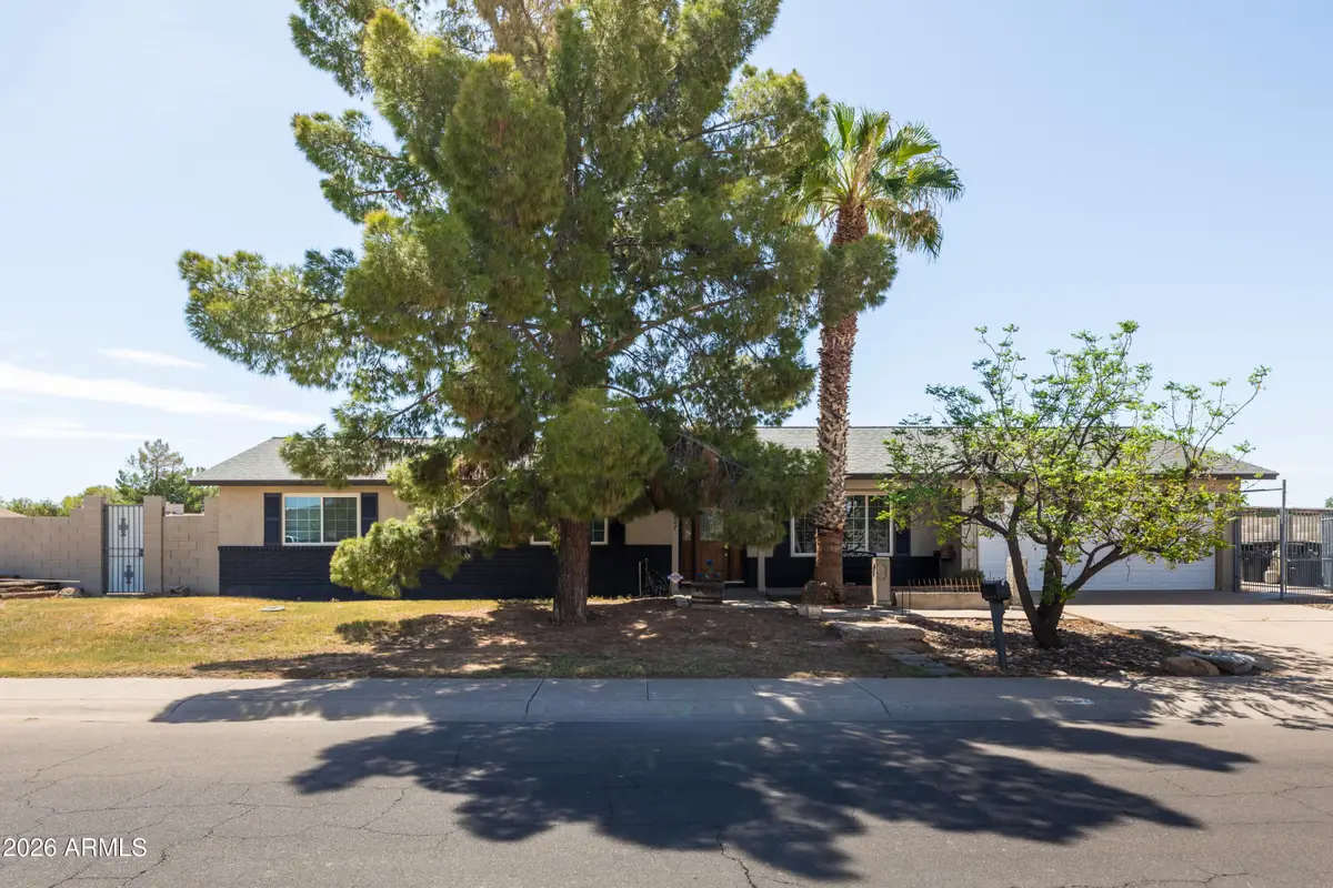 8607 W Earll Drive, Phoenix, AZ 85037 - #1