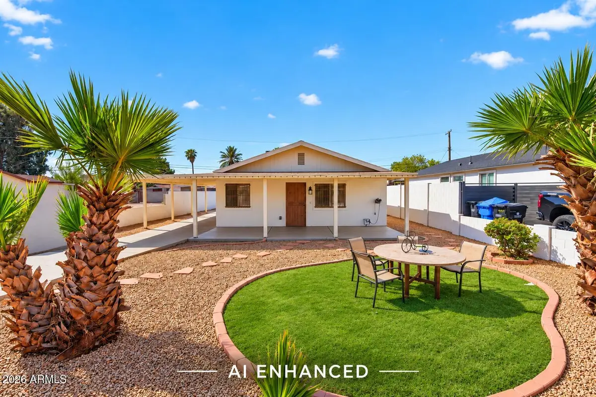 2925 W Palm Lane, Phoenix, AZ 85009 - #1