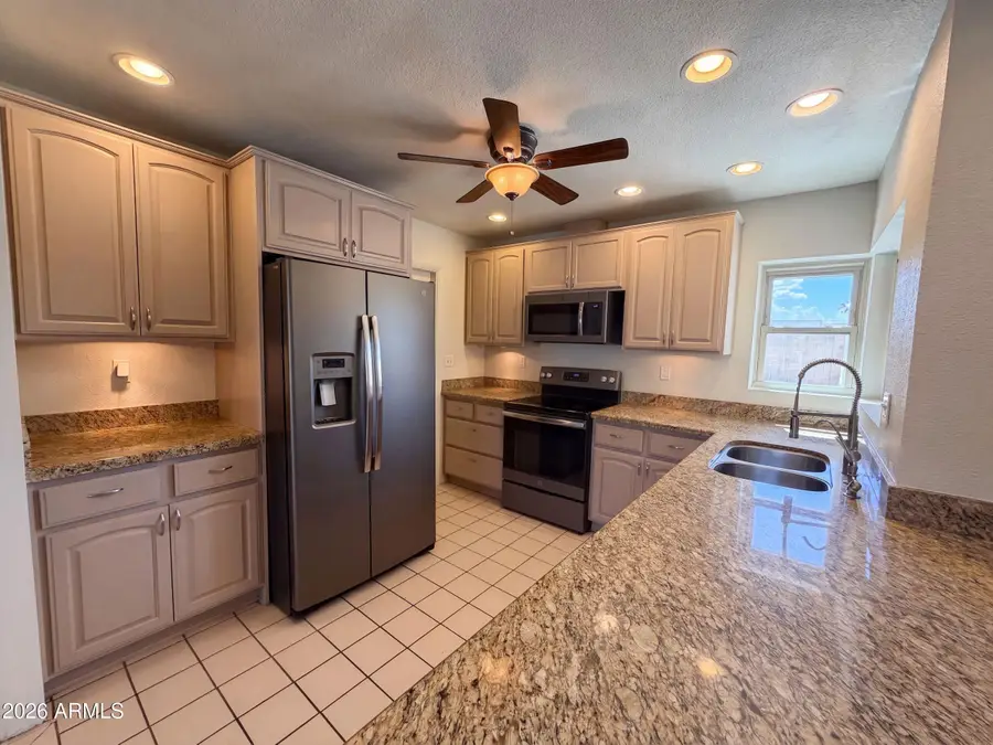 817 W Isabella Avenue, Mesa, AZ 85210 - #2
