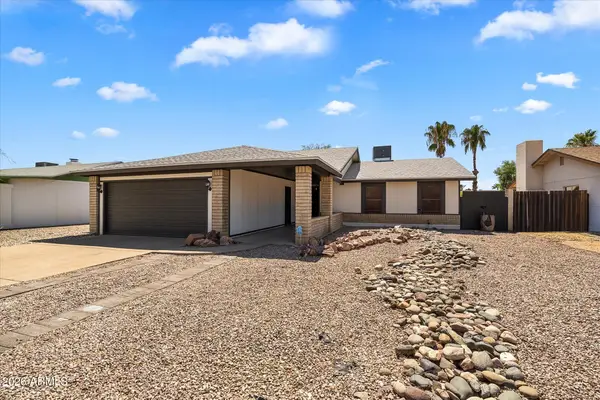 227 W Taro Lane, Phoenix, AZ 85027