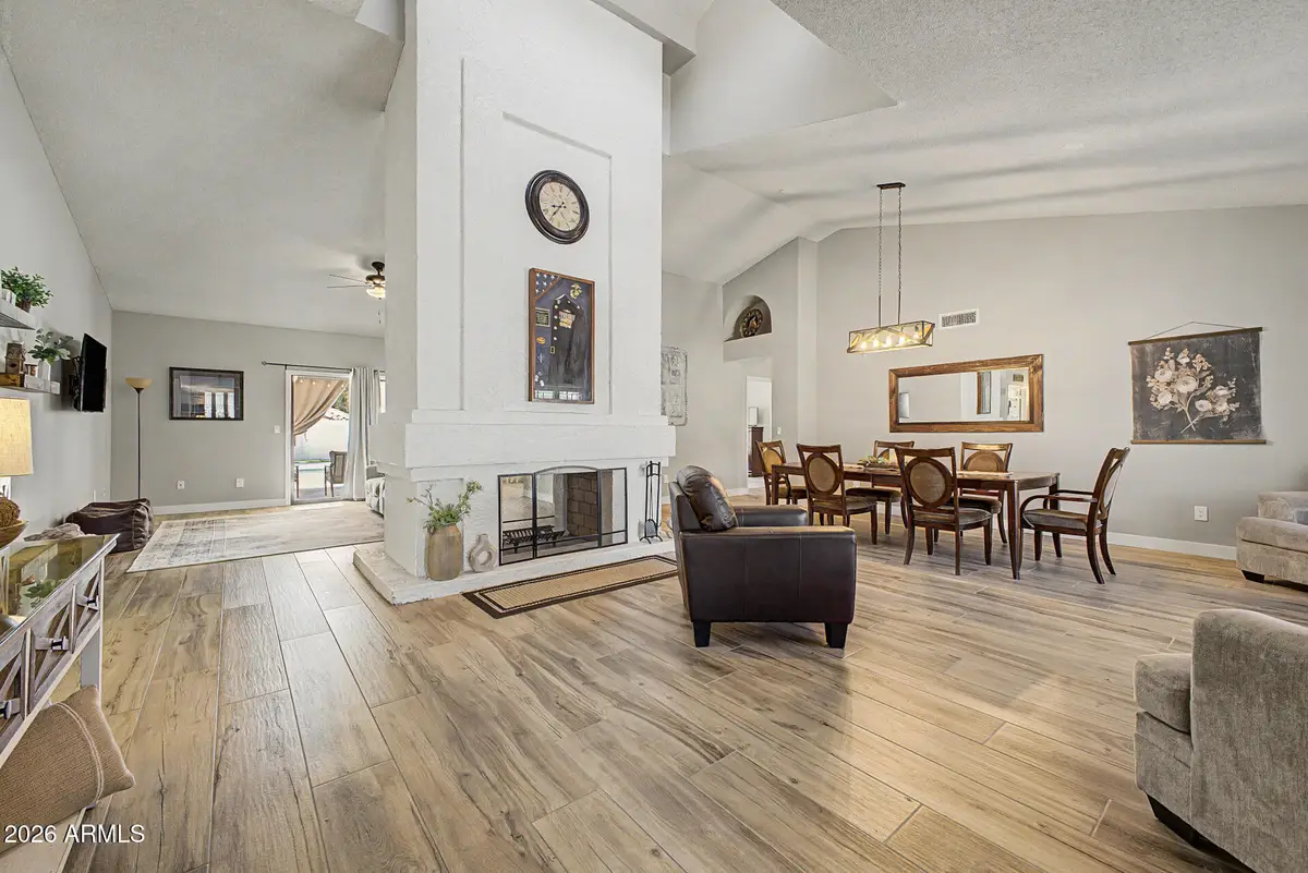 801 E Braeburn Drive, Phoenix, AZ 85022 - #1