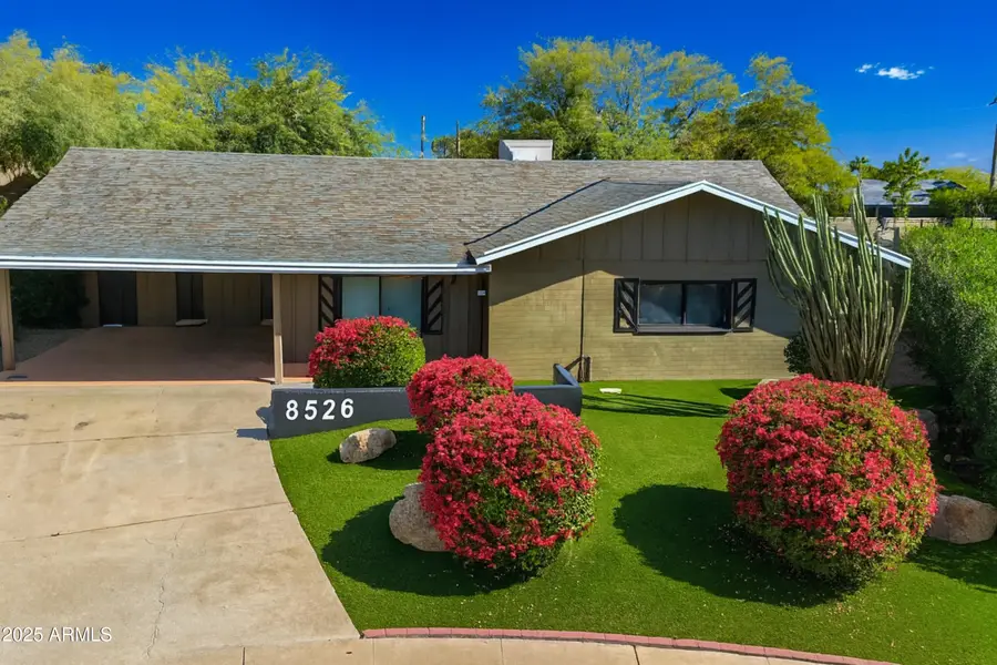 8526 E Whitton Avenue, Scottsdale, AZ 85251 - #2