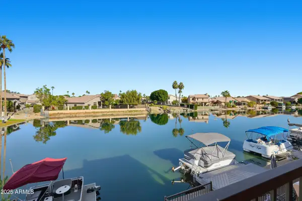 9034 W Port Royale Lane, Peoria, AZ 85381