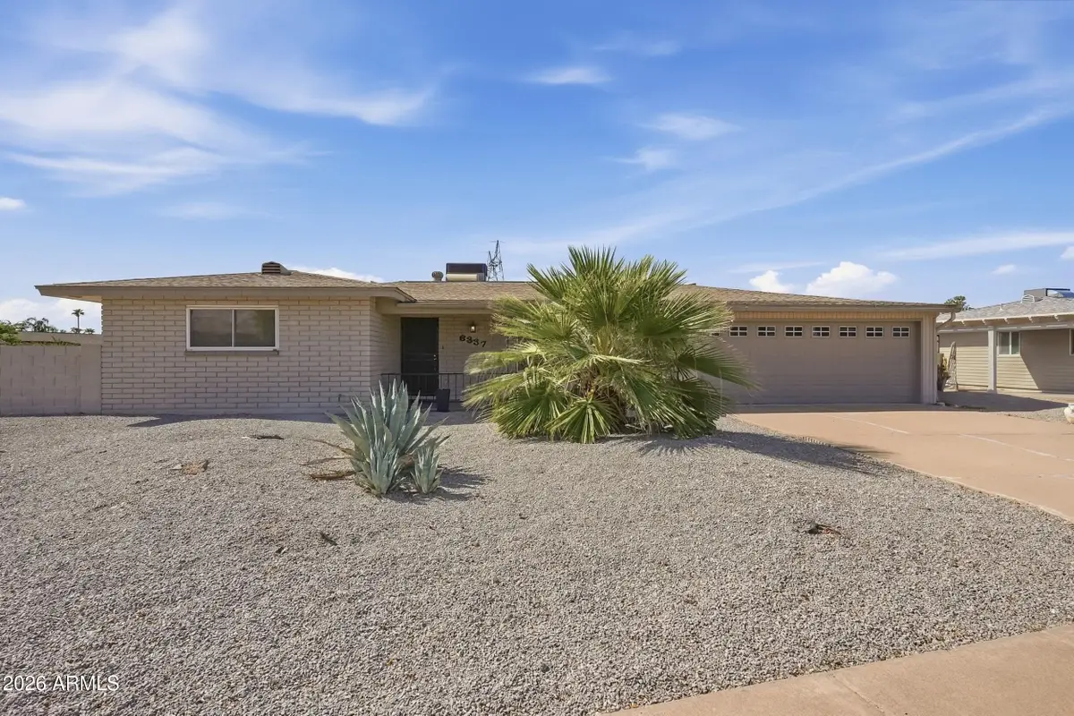 6337 E Des Moines Street, Mesa, AZ 85205 - #1