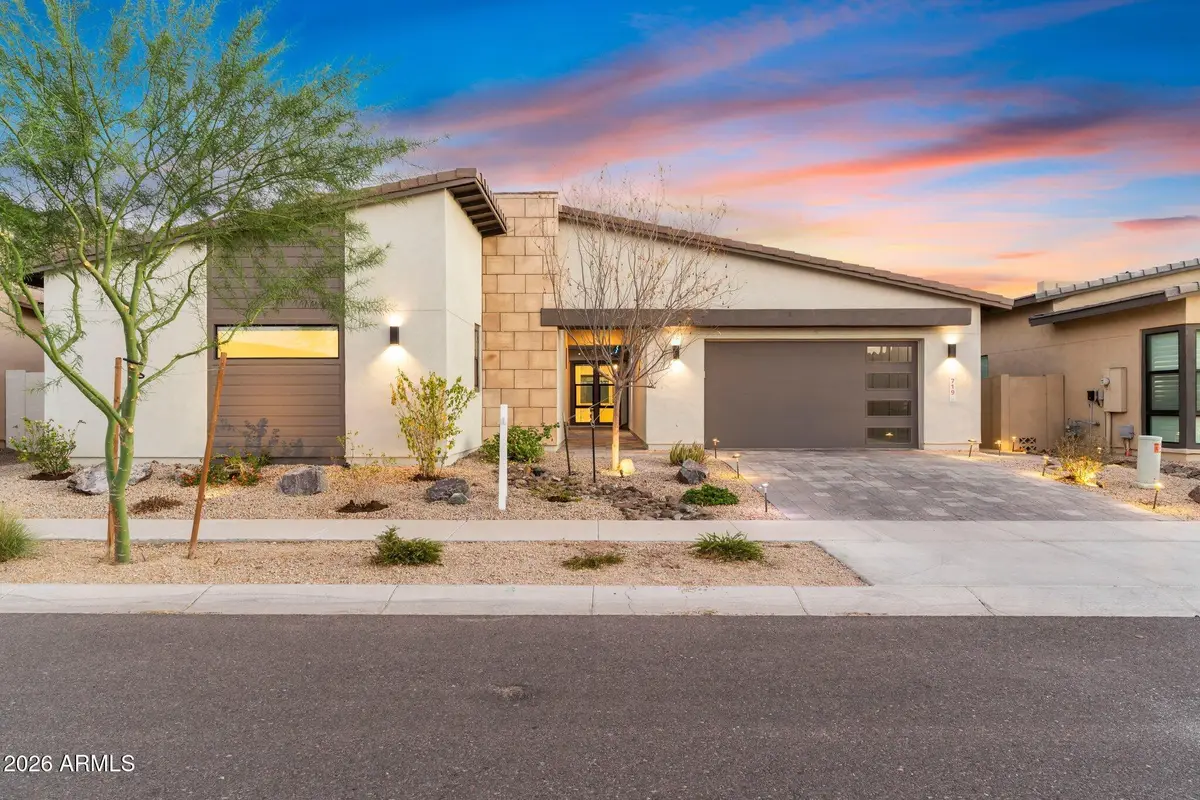 719 E Summerside Road, Phoenix, AZ 85042 - #1