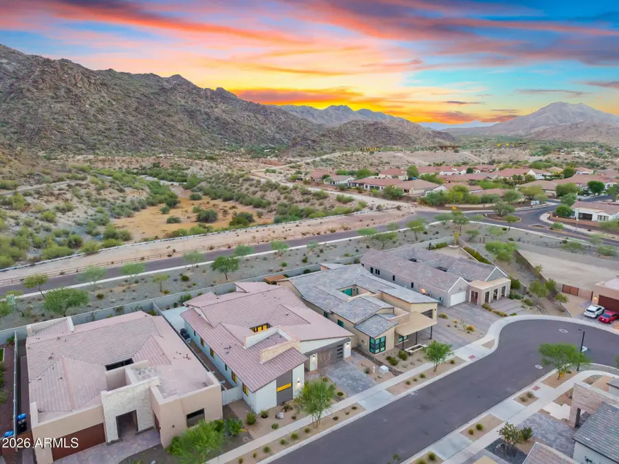 719 E Summerside Road, Phoenix, AZ 85042 - #2