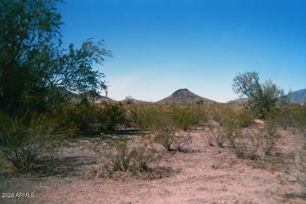 44000 W Montecito Avenue #103, Tonopah, AZ 85354