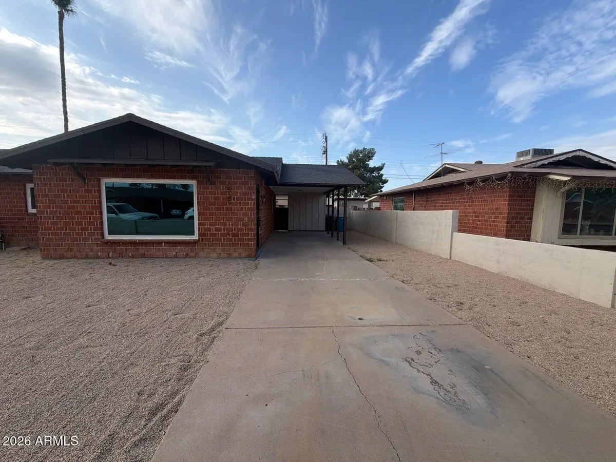 3529 W Stella Lane, Phoenix, AZ 85019 - #1