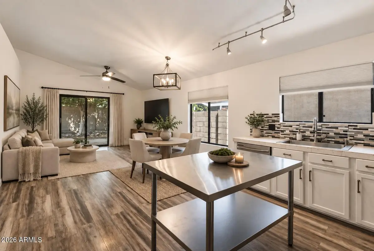 2120 E Donald Drive, Phoenix, AZ 85024 - #1