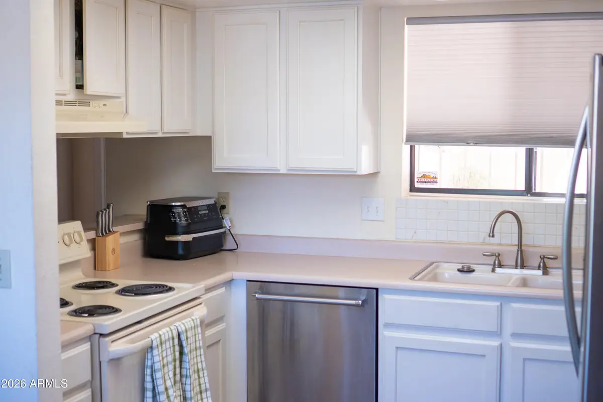 2918 W Christy Drive, Phoenix, AZ 85029 - #1
