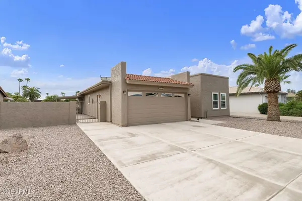 25843 S New Town Drive, Sun Lakes, AZ 85248