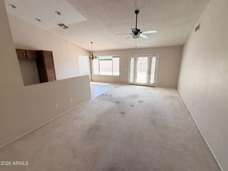 6877 S Oakmont Drive, Chandler, AZ 85249 - #2
