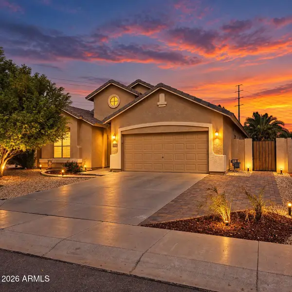 2579 S Ponderosa Drive, Gilbert, AZ 85295