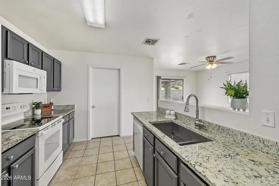 1750 E Renegade Trail, San Tan Valley, AZ 85143 - #3