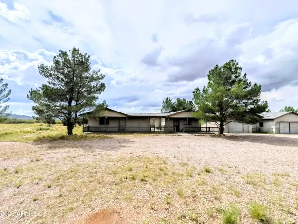 8050 E Dunn Lane, Pearce, AZ 85625