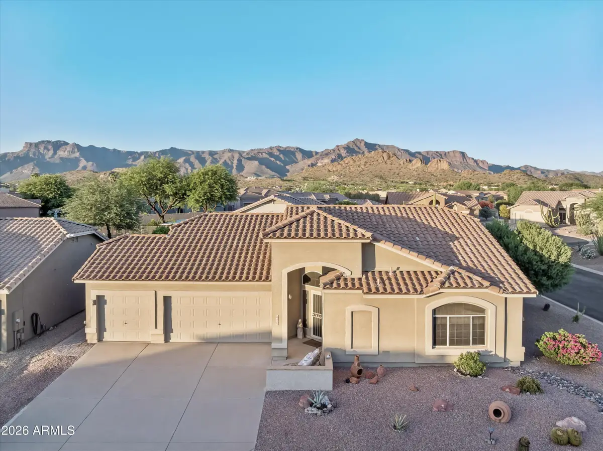 6329 S Sandtrap Drive, Gold Canyon, AZ 85118 - #1