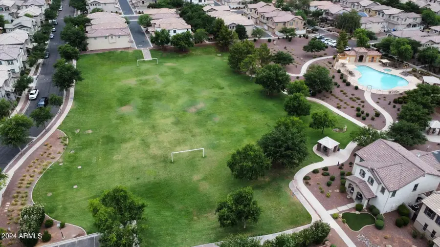 986 S Hawk Lane, Gilbert, AZ 85296 - #2