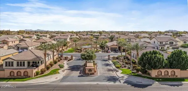 1822 E Canyon Way, Chandler, AZ 85249