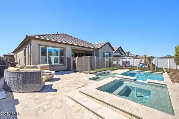 8146 E June Street, Mesa, AZ 85207