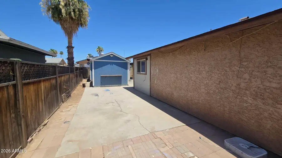 604 W Emelita Avenue, Mesa, AZ 85210 - #3