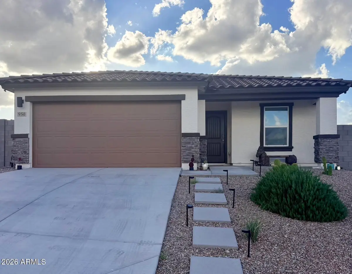 950 Logan Way, Wickenburg, AZ 85390 - #1